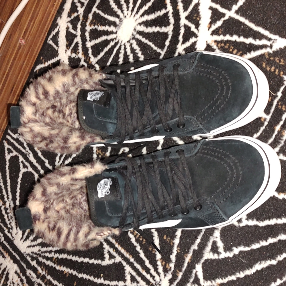 COPY - Van fur shoes